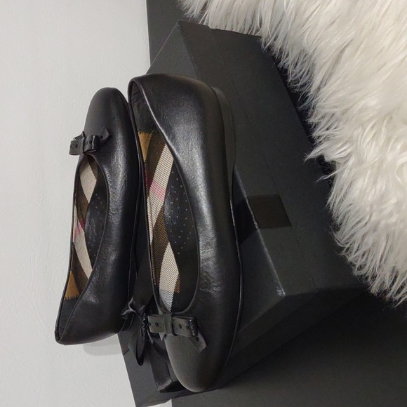 Burberry Black Flats Bow Detail size EU 35 - Picture 8 of 15